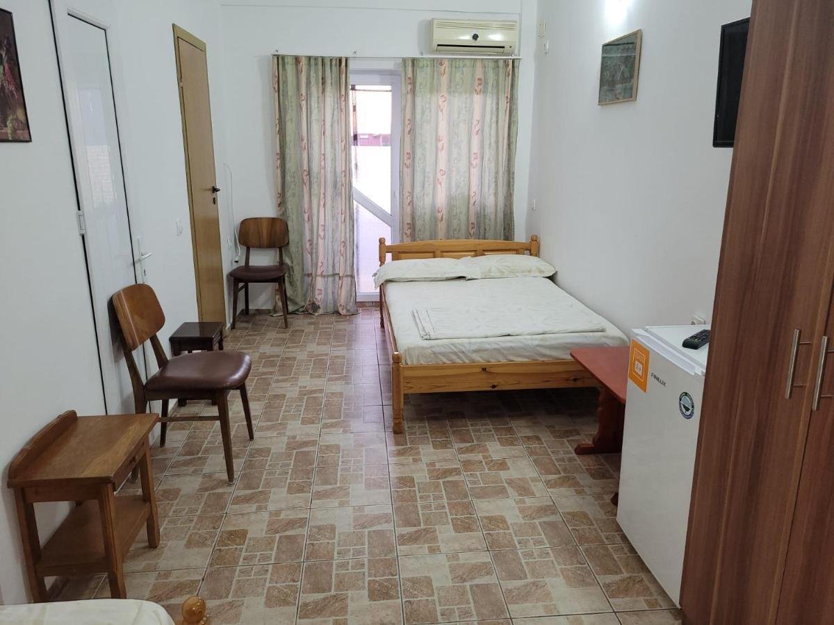 Cazare Eforie Nord: Plaja Acapulco Studios cu Bucătărie Comună Exterior photo